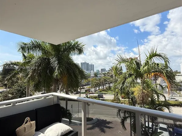 3140 S Ocean Dr APT 310, Hallandale Beach, FL 33009