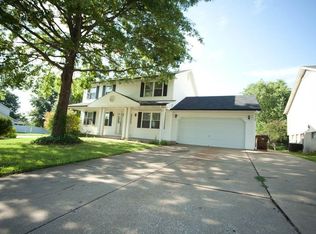 1200 Colby Dr, Saint Peters, MO 63376