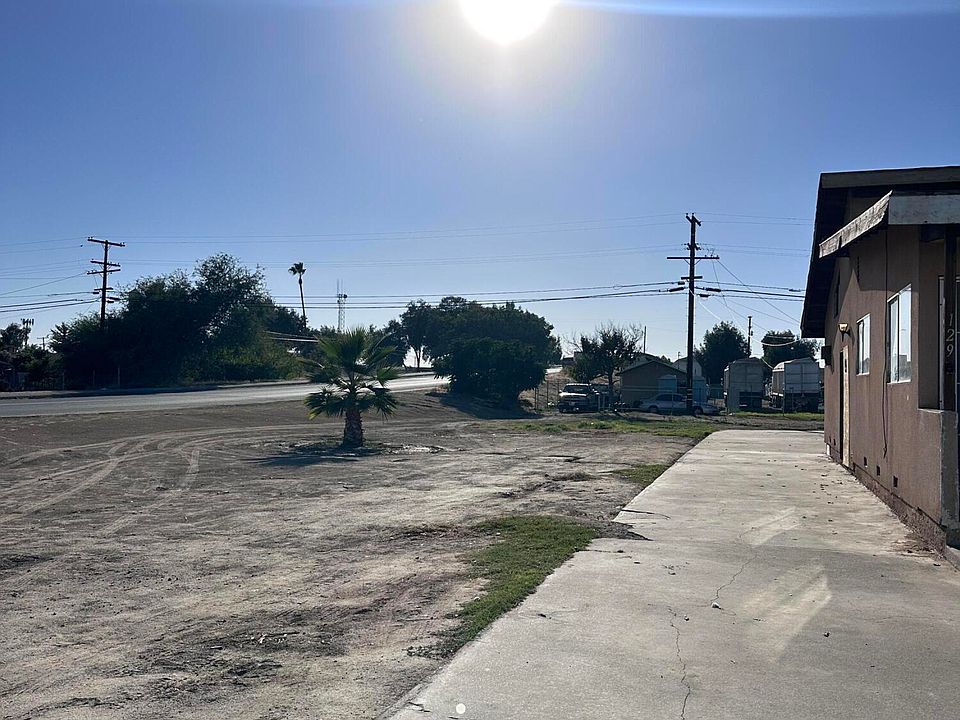 2nd image of 129 S Evans Road