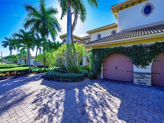 2nd image of 618 Cypress Way E