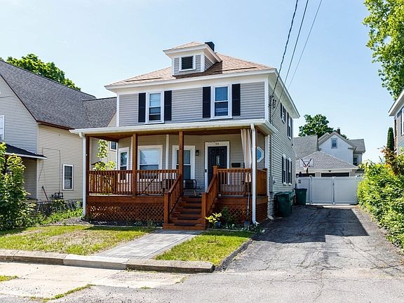2nd image of 33 Henry St
