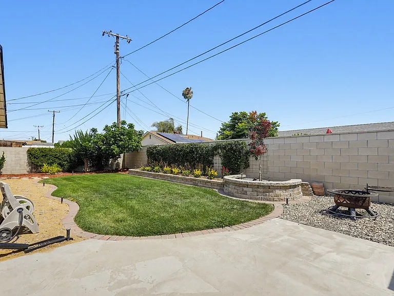 6102 Glacier Dr — Photo 26