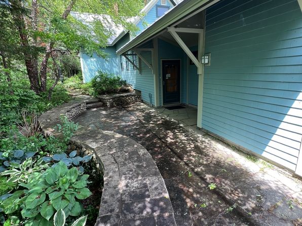 180 Foss Hill Rd
