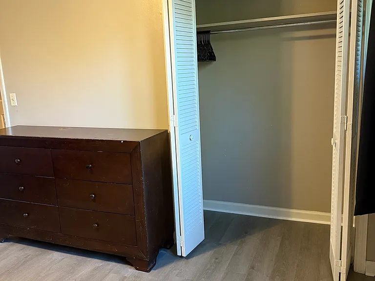 146 Mellard Dr — Photo 10