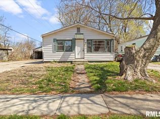 1604 S 16th St, Springfield, IL 62703