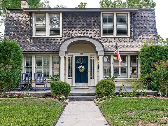 4th image of 378 BLUE BONNET BLVD