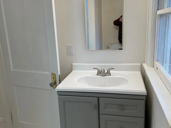 804 Grant St, Charleston, WV 25302