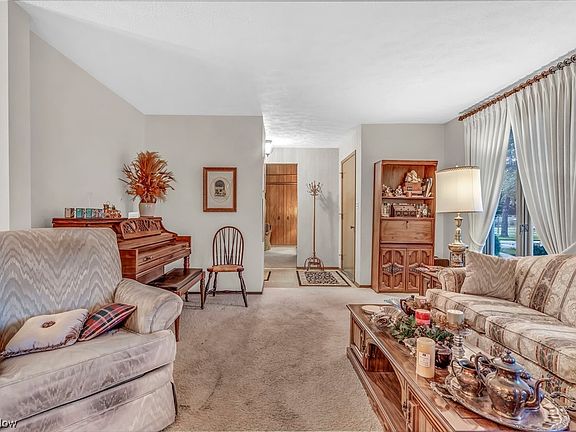5th image of 7736 Cranbrook Cir