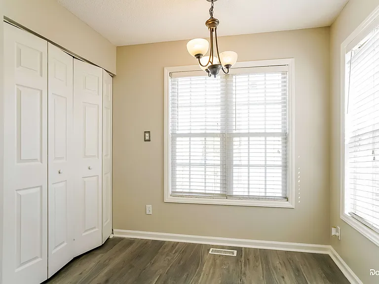 4812 Windblown Ct — Photo 6