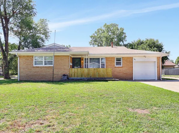 548 N Redbarn Ln, Wichita, KS 67212