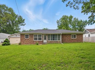 2620 Arnold Rd, Des Moines, IA 50310