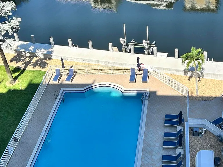 1391 S Ocean Blvd — Photo 30