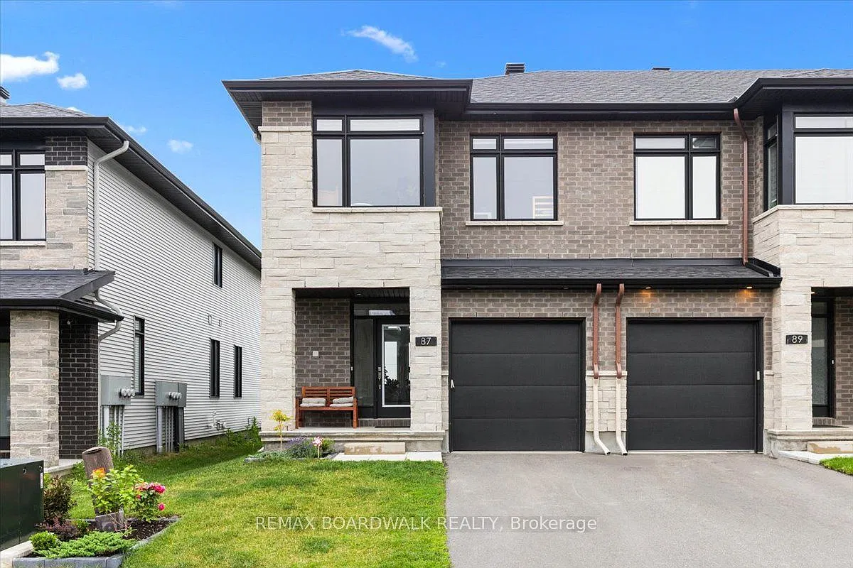 3 bed, $2,850 — Photo 1