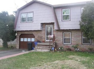 312 Rock Ave, Piscataway, NJ
