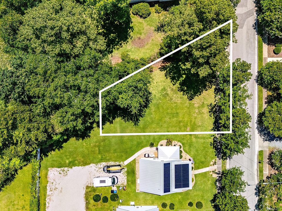 1st image of 504 Church Street LOT 3