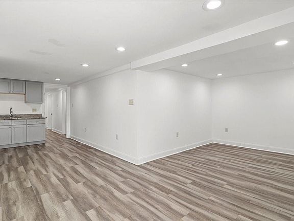 3rd image of 2255-57 N Miro St