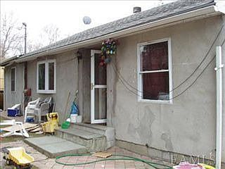 2nd image of 101 Montrose Dr