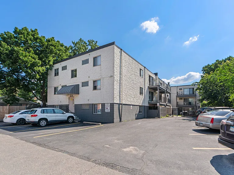 Morrison Village Apartments — Photo 6