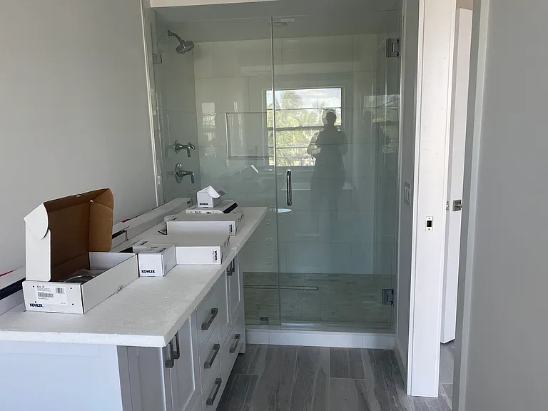 613 NE 26th Ave — Photo 34