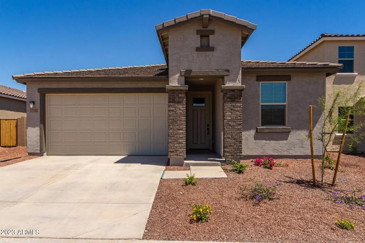 Brand New Home! — Photo 1