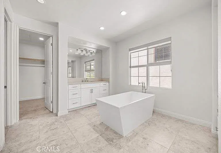 5427 Heritage Oak Dr — Photo 20