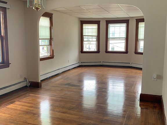 4th image of 123 Union Ave Floor 2