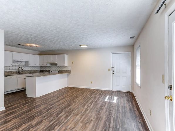 120 Crown Point Dr #A4