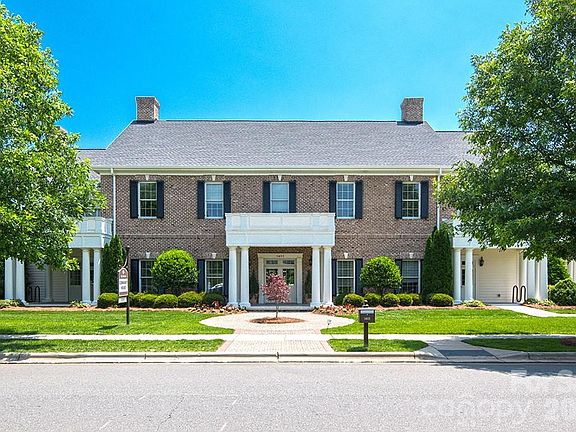 5th image of 8008 Oakmere Rd