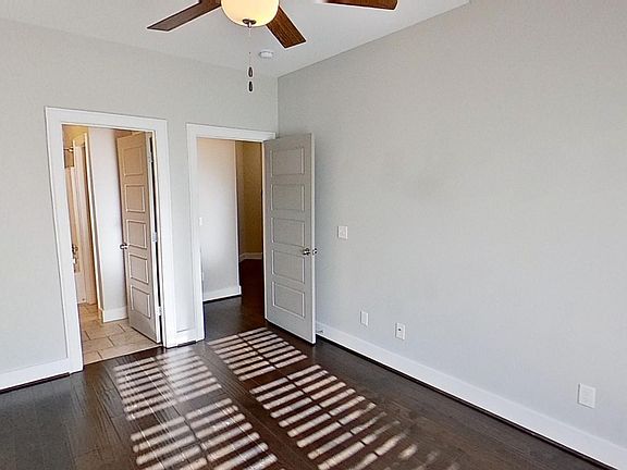 3rd image of 4505 Amberley Dr