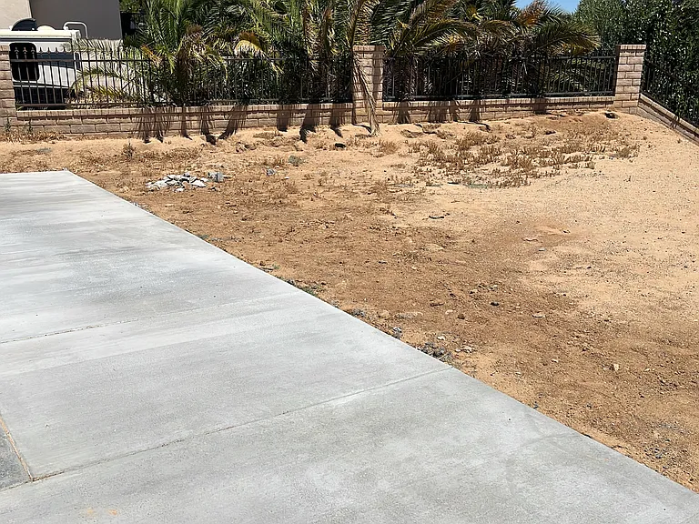 Manzanita Dr — Photo 21