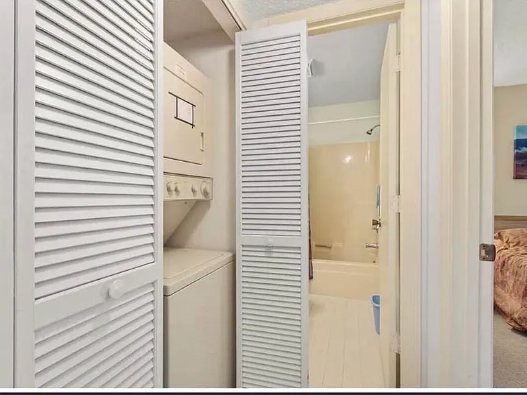 5790 Marina Dr #2 — Photo 10