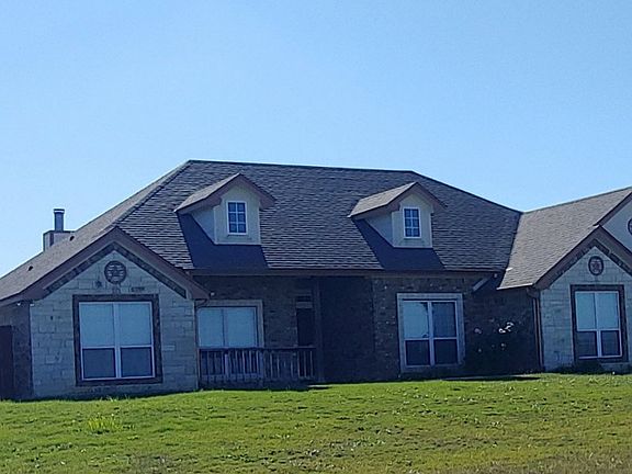 3rd image of 259 Hempel Dr