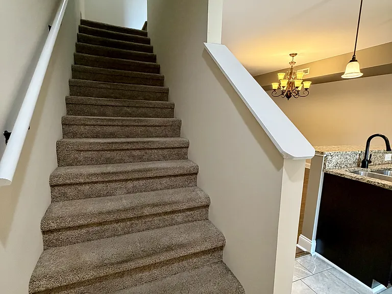 124 Capital St — Photo 16