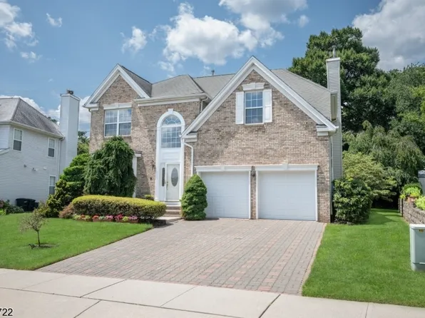 9 Wilmington Dr, Nutley Twp., NJ 07110