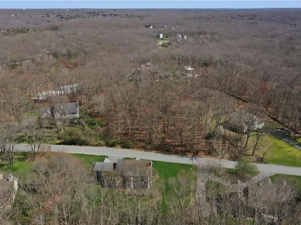 0 Sakonnet Ridge Dr, Tiverton, RI 02878