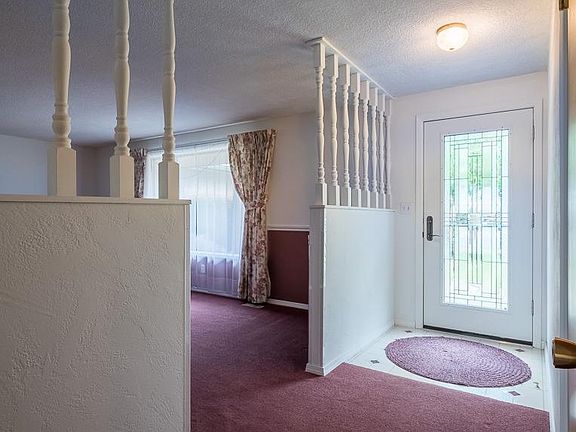 4th image of 428 W Archwood Dr
