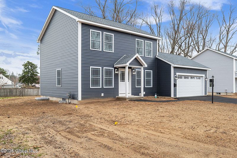 2nd image of 2024 Parklawn Avenue
