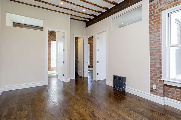 Rented by Compass | media 13