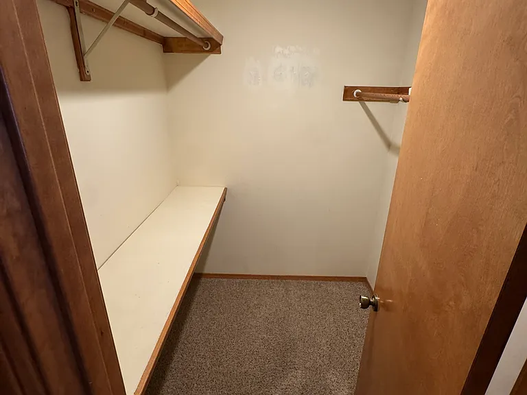 3485 S Kickapoo Ave — Photo 9