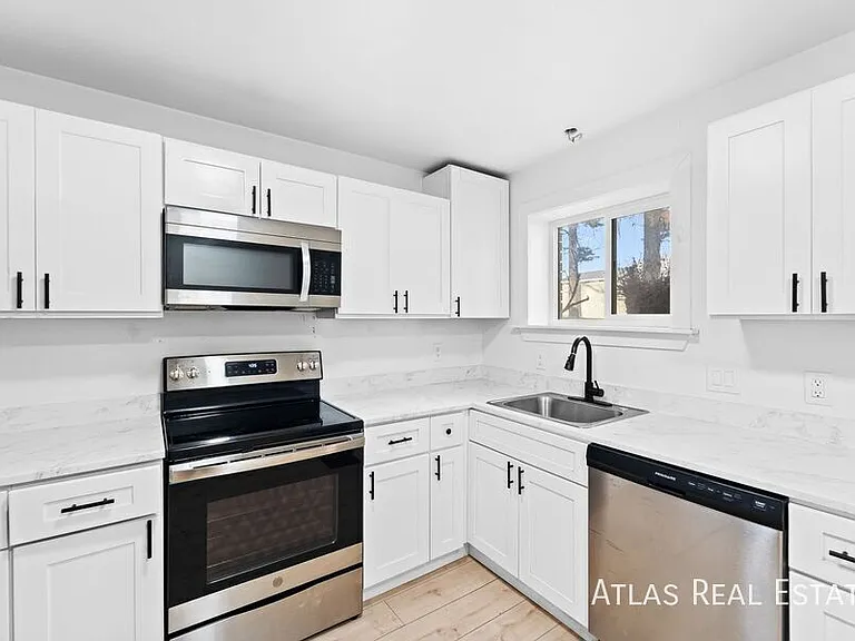 7239 S 580 E — Photo 14