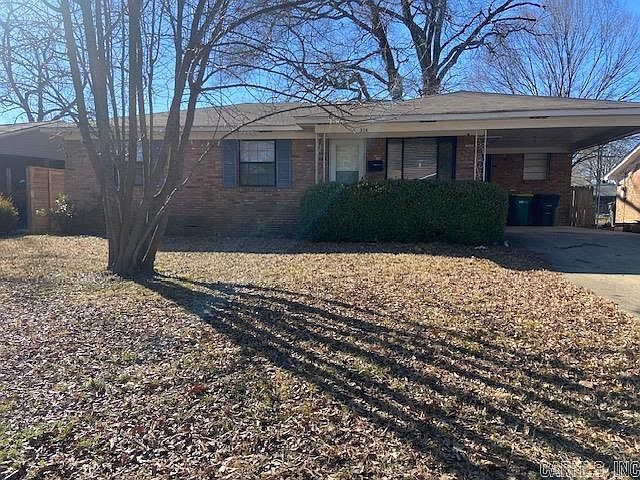 1st image of 316 Brookpark Dr