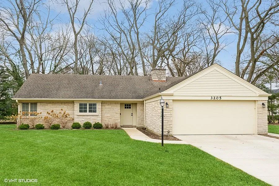 3205 Sprucewood Rd photo 1