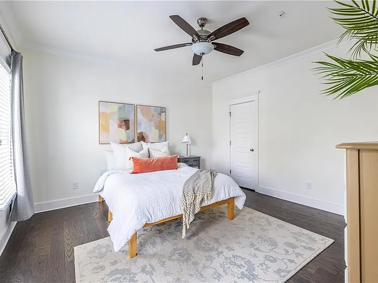 1002 Braeburn Ln — Photo 24