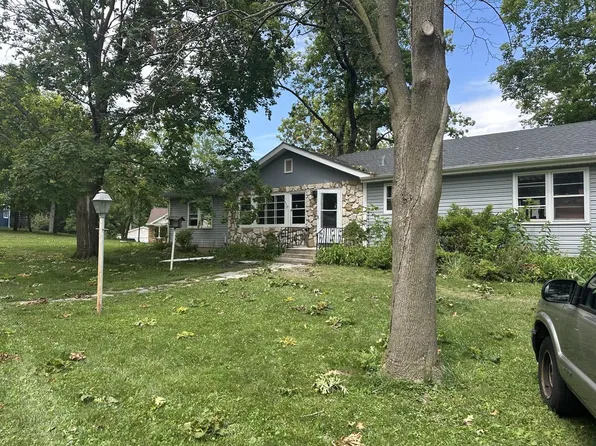 80 Conference Point ROAD, Williams Bay, WI 53191