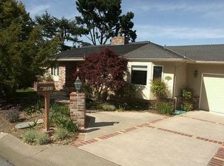 1217 Southdown Rd, Hillsborough, CA 94010
