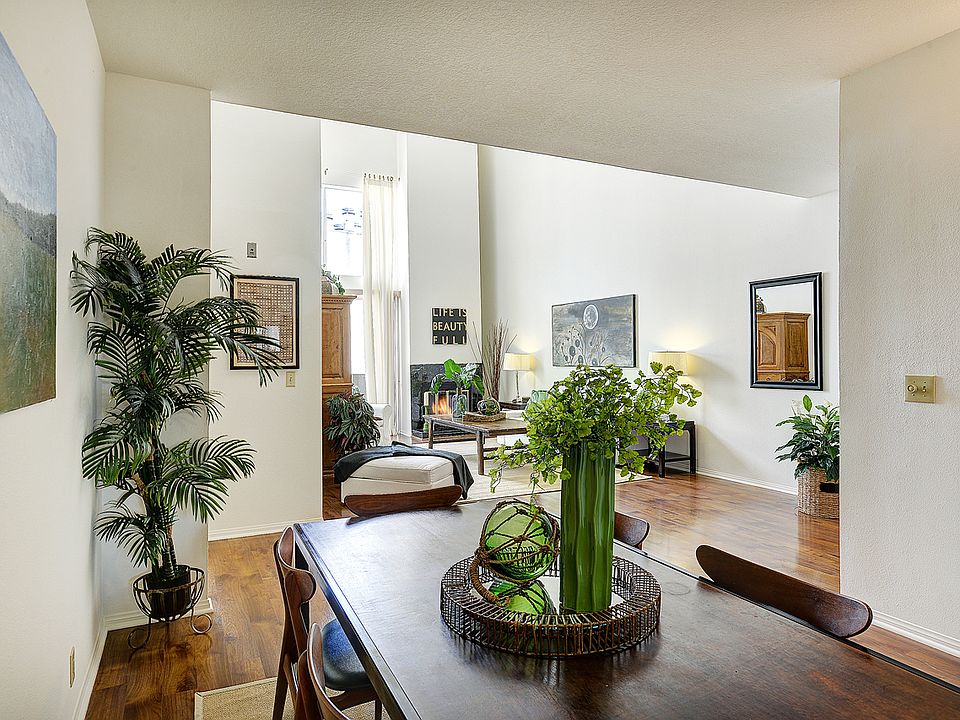 1st image of 1164 Wellesley Ave APT 305