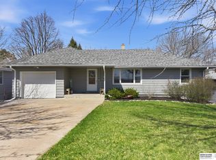 5714 A St, Omaha, NE 68106