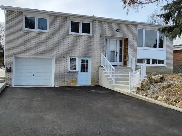 219 McMurchy Ave S, Brampton, ON L6Y 1Z2
