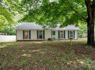 9412 Split Rail Ln, Charlotte, NC 28227
