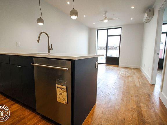 3rd image of 1173 Greene Ave Ste M